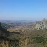 Basilic, 4 Pers. Saint Antoine, Orcival, Sancy Auvergne * Orcival