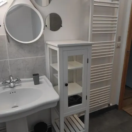 Apartment Basilic, 4 Pers. Saint Antoine, Orcival, Sancy Auvergne *