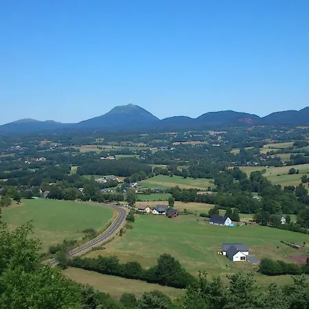 Basilic, 4 Pers. Saint Antoine, Orcival, Sancy Auvergne