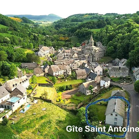 Basilic, 4 Pers. Saint Antoine, Orcival, Sancy Auvergne Апартаменты